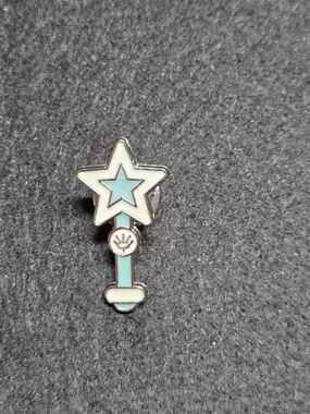 **Kids Star Wand Enamel Pin - Blue & White**